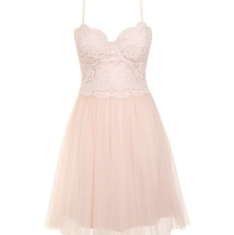Lace and tulle Dress - Picture 2 of 8